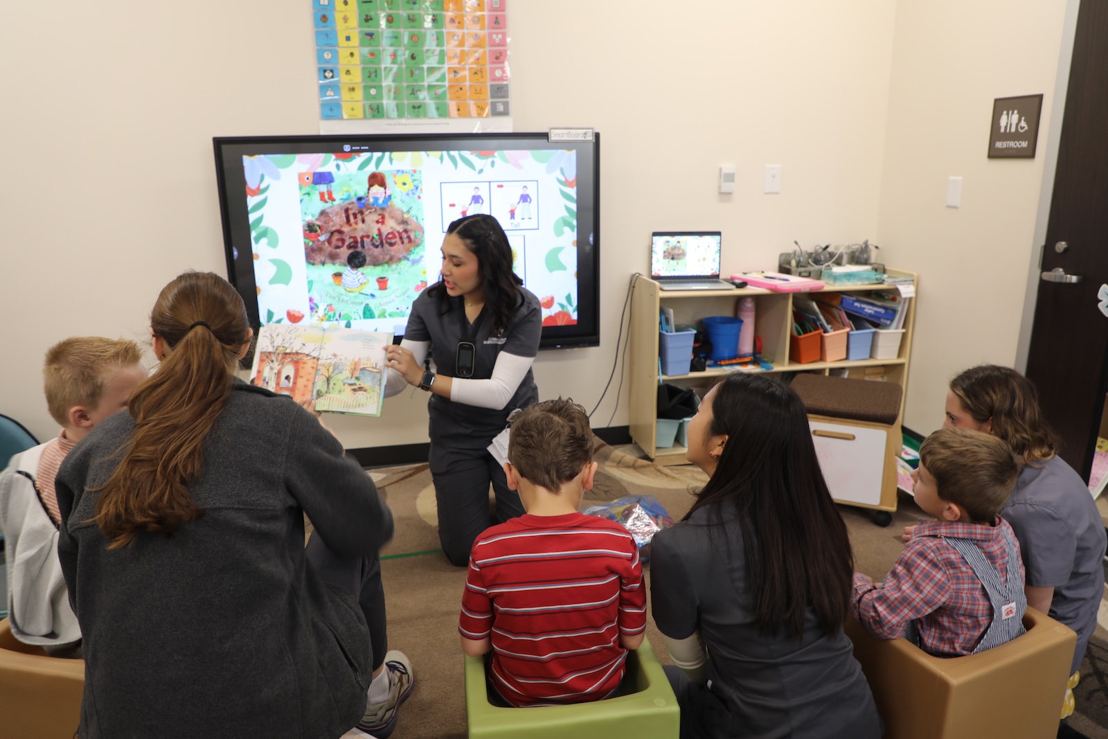 Baylor SLP Student in the Clinic