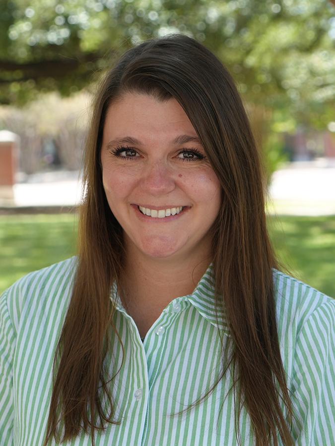 Megan McGovern Headshot